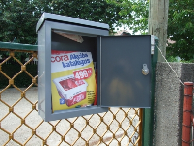 Kültéri postaláda belülről nyitható Kültéri postaláda belülről nyitható